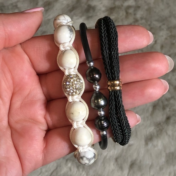 Set of 3 - Joseph Nogucci & Black Bracelets - Picture 3 of 3